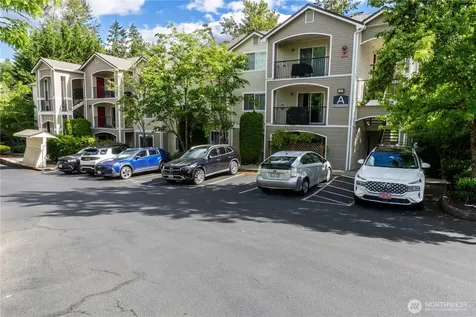 10709 Valley View Road Bothell WA 98011