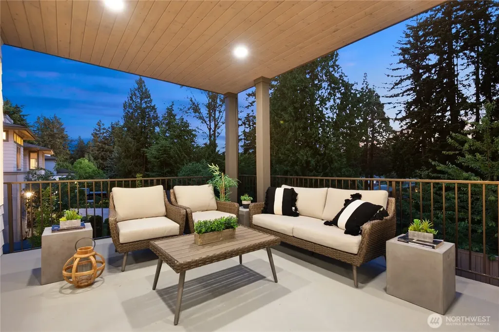 9909 NE 200th Street Bothell WA 98011