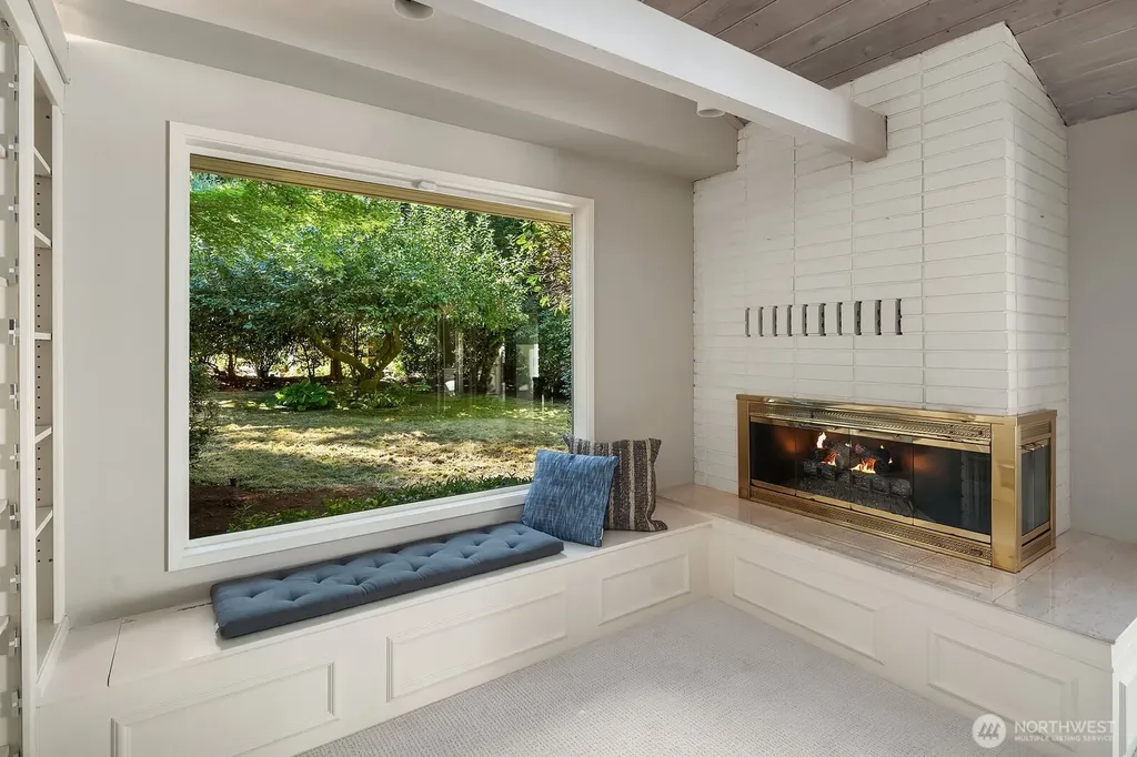 4414 184th Avenue NE Issaquah WA 98027