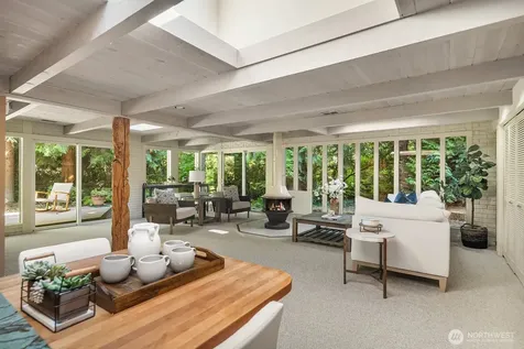 4414 184th Avenue NE Issaquah WA 98027