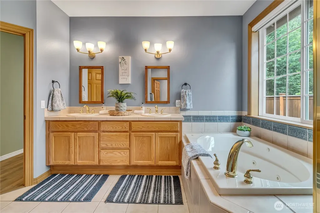 17211 136th Avenue Ct E Puyallup WA 98374