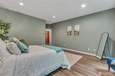 17211 136th Avenue Ct E Puyallup WA 98374