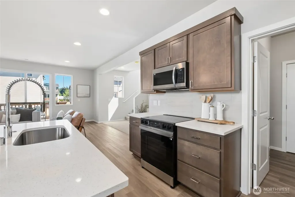 18527 SE 271st Court Covington WA 98042