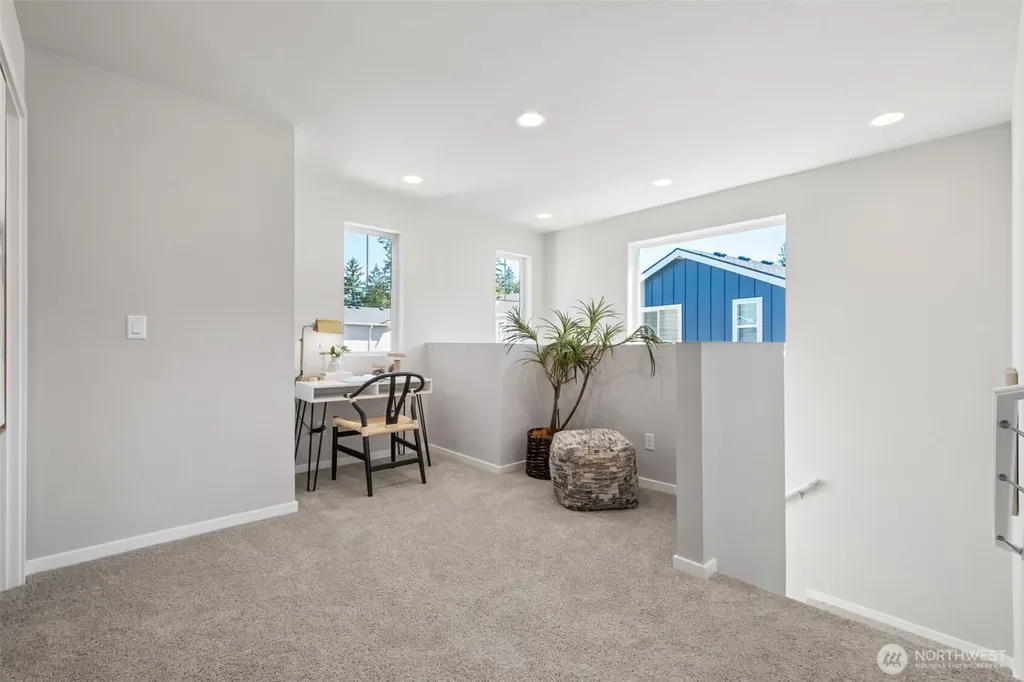 18527 SE 271st Court Covington WA 98042