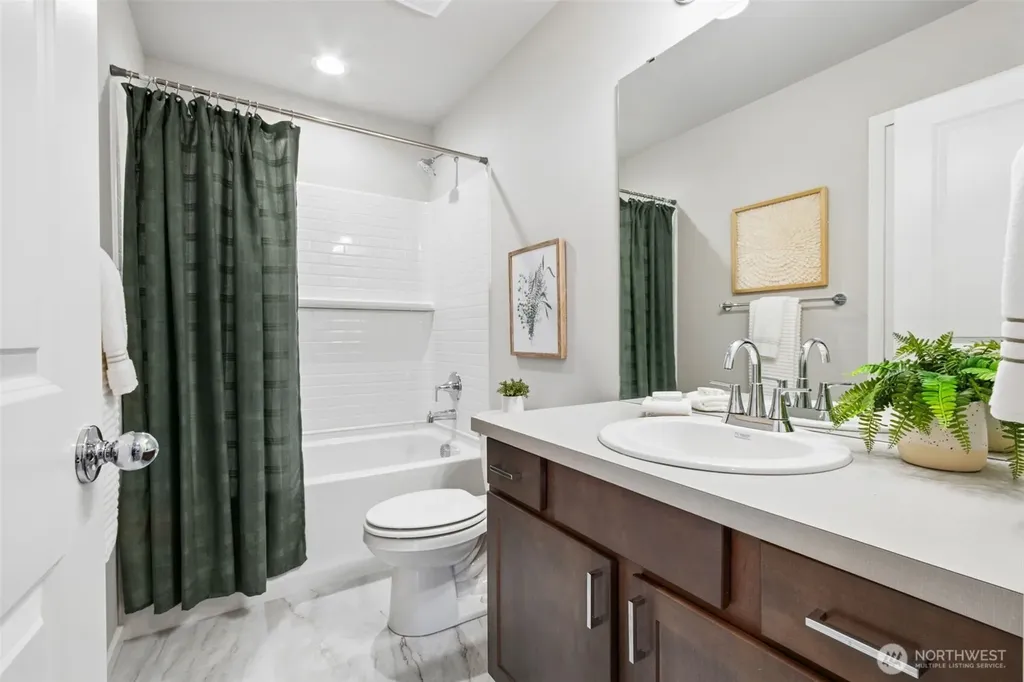 18527 SE 271st Court Covington WA 98042