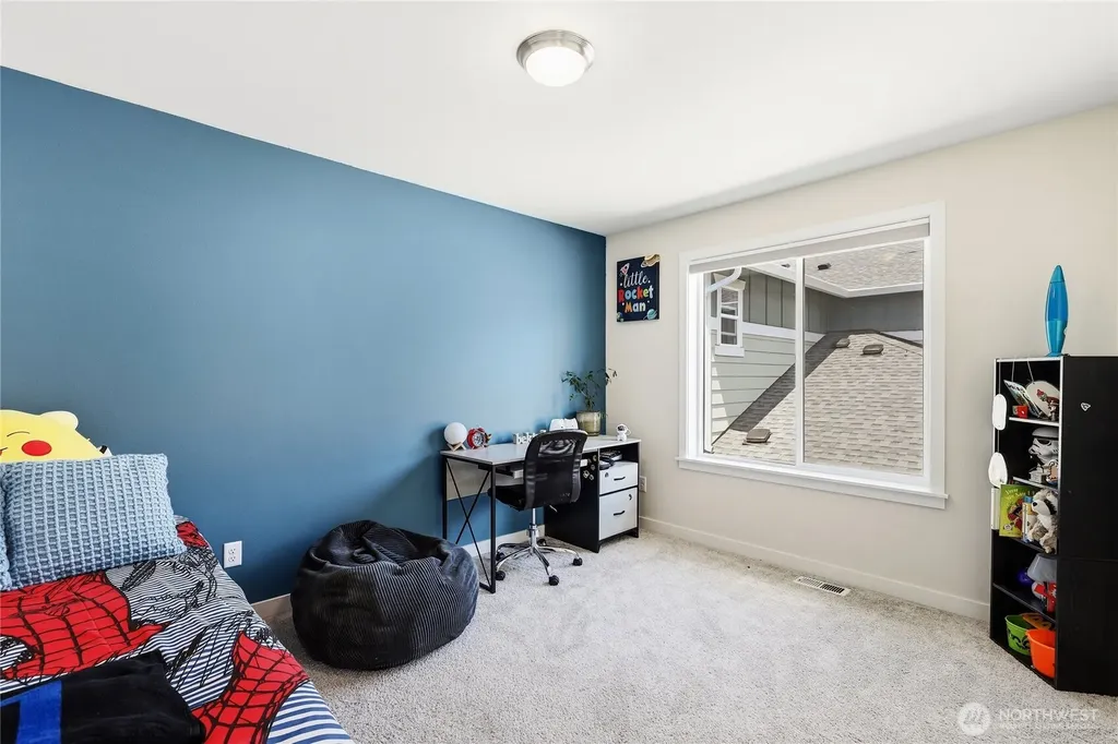 1797 Ashby Avenue NW Poulsbo WA 98370