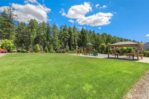 1797 Ashby Avenue NW Poulsbo WA 98370