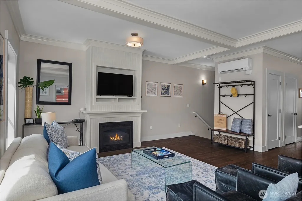 219 Market Street Pacific Beach WA 98571