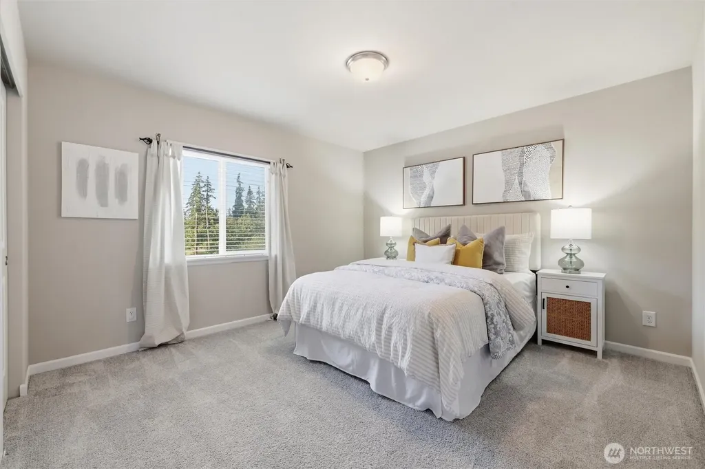 15530 SE 277th Place Kent WA 98042