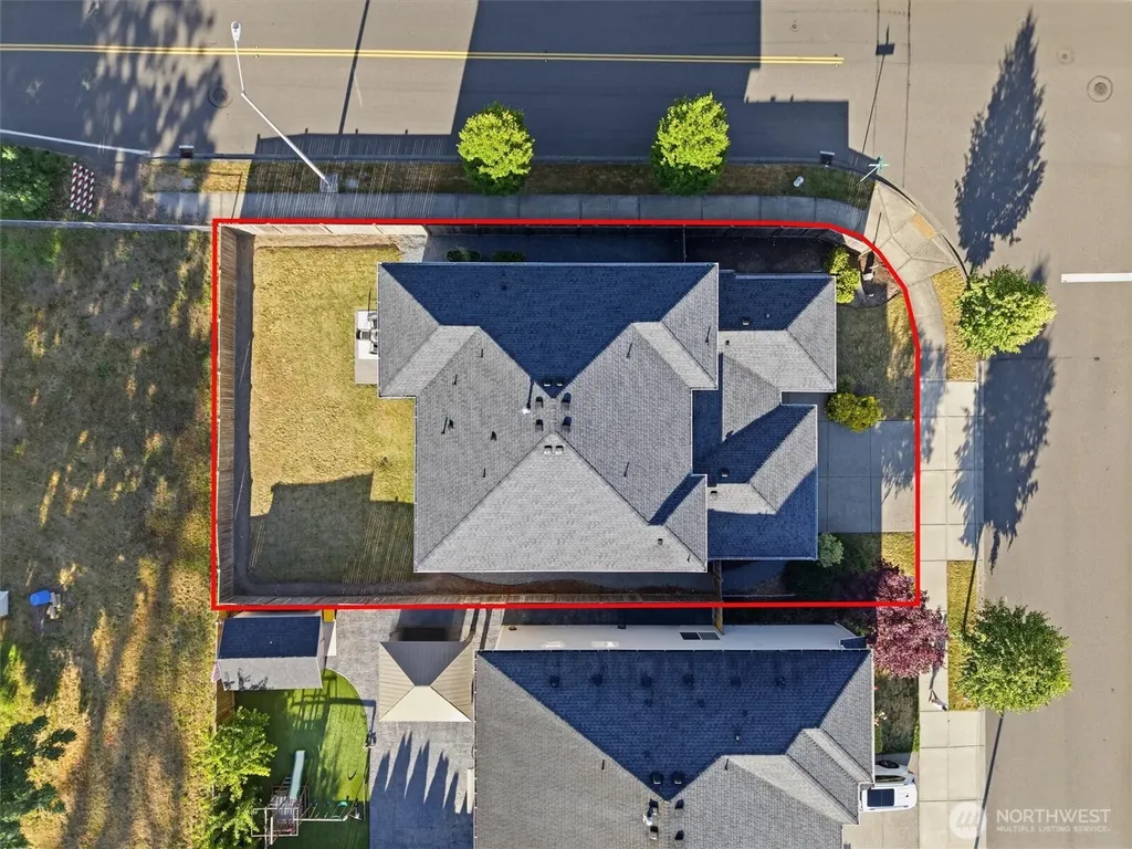 15530 SE 277th Place Kent WA 98042