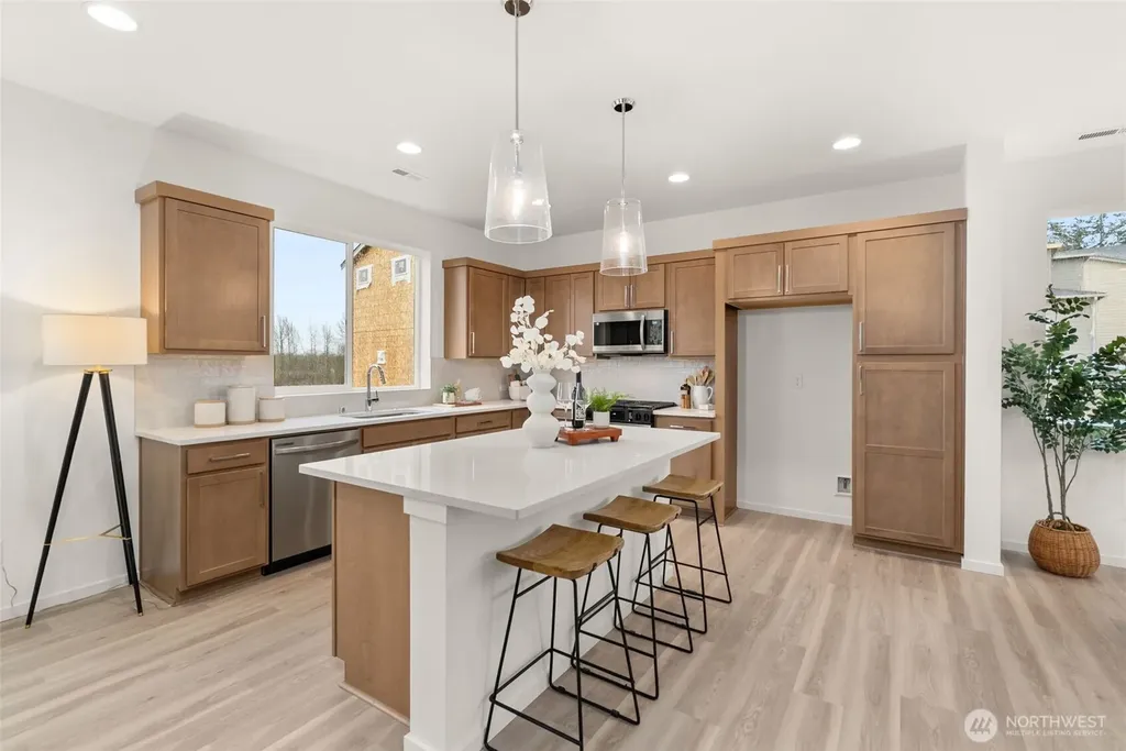 3301 219th Avenue E Lake Tapps WA 98391
