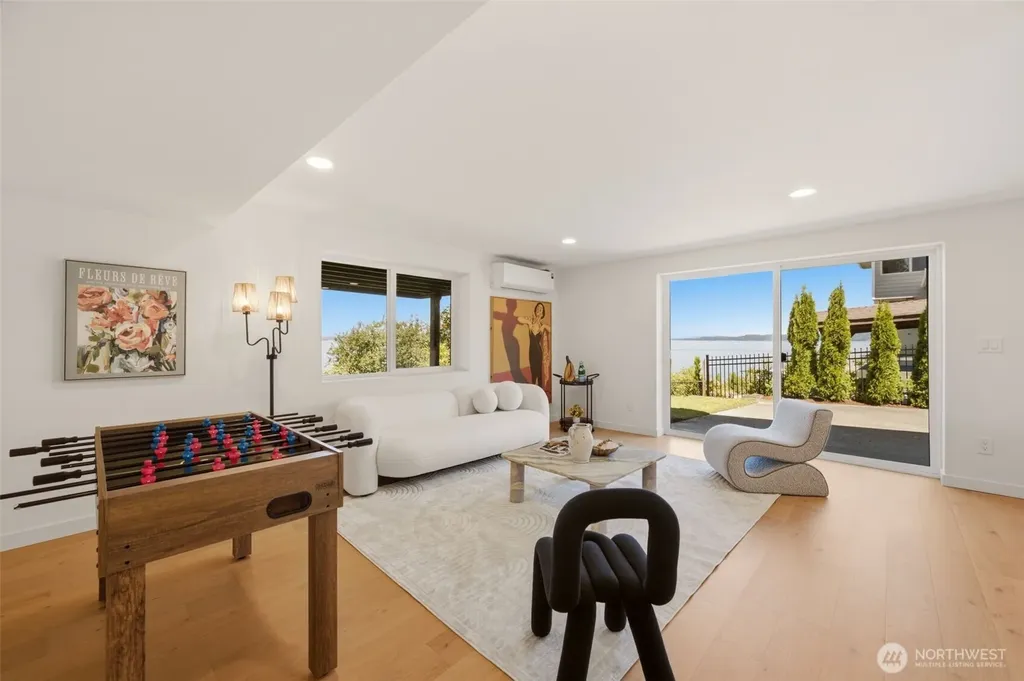 47 Wallace Street Steilacoom WA 98388