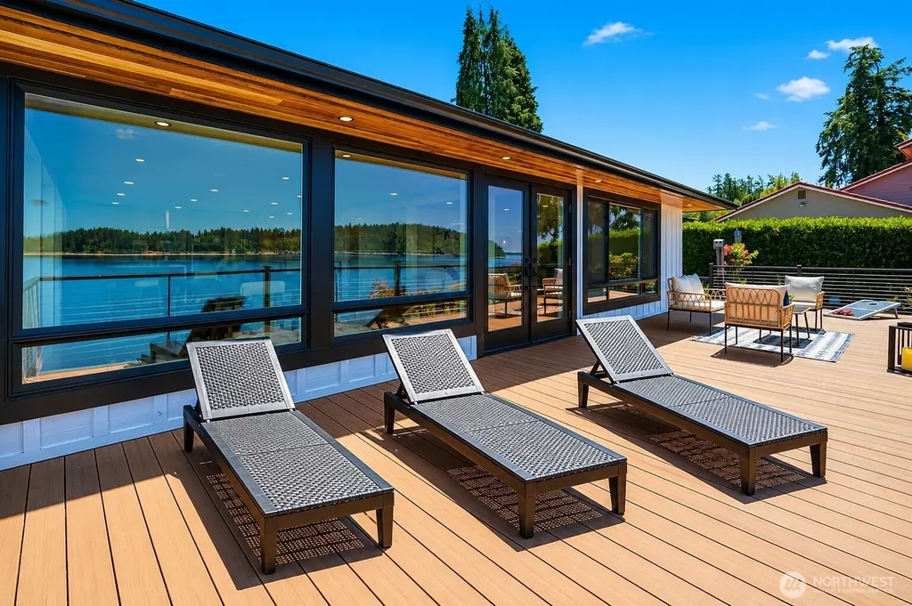 47 Wallace Street Steilacoom WA 98388