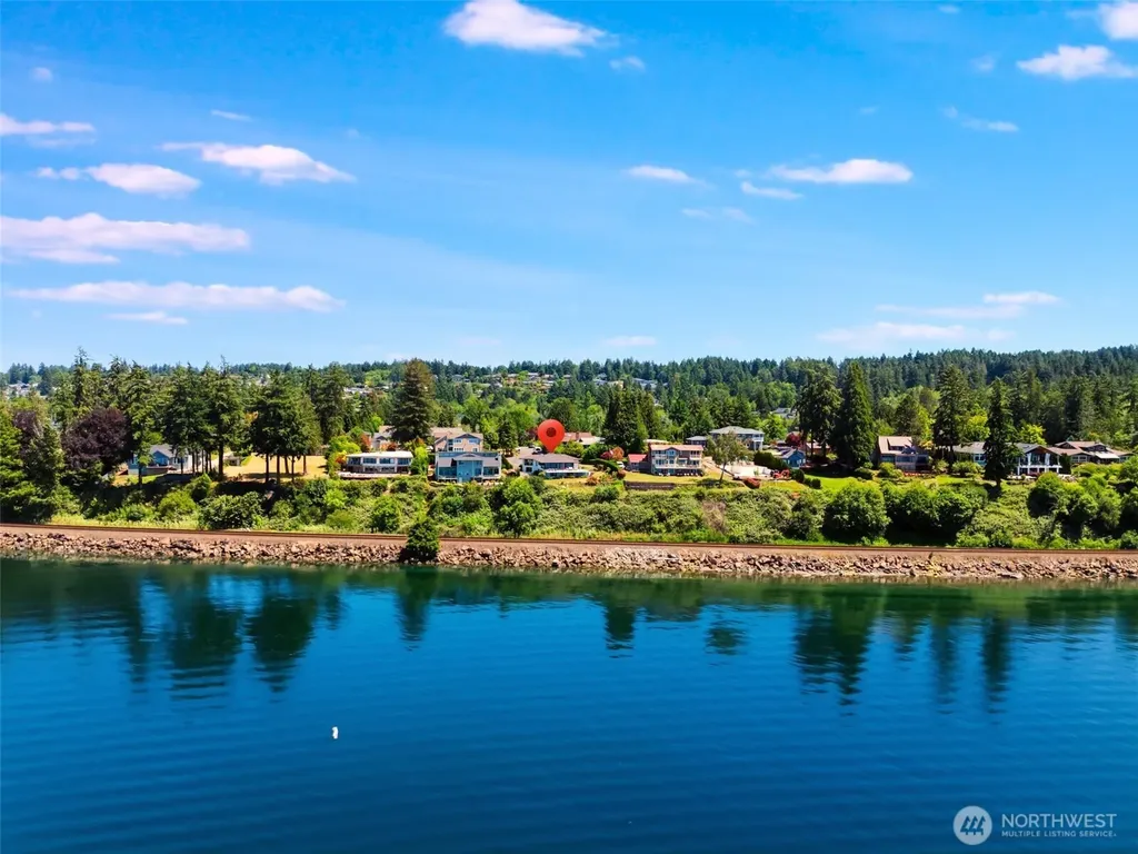 47 Wallace Street Steilacoom WA 98388