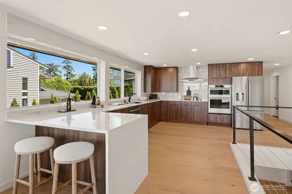 47 Wallace Street Steilacoom WA 98388