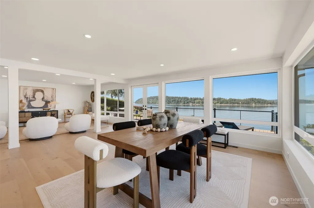 47 Wallace Street Steilacoom WA 98388