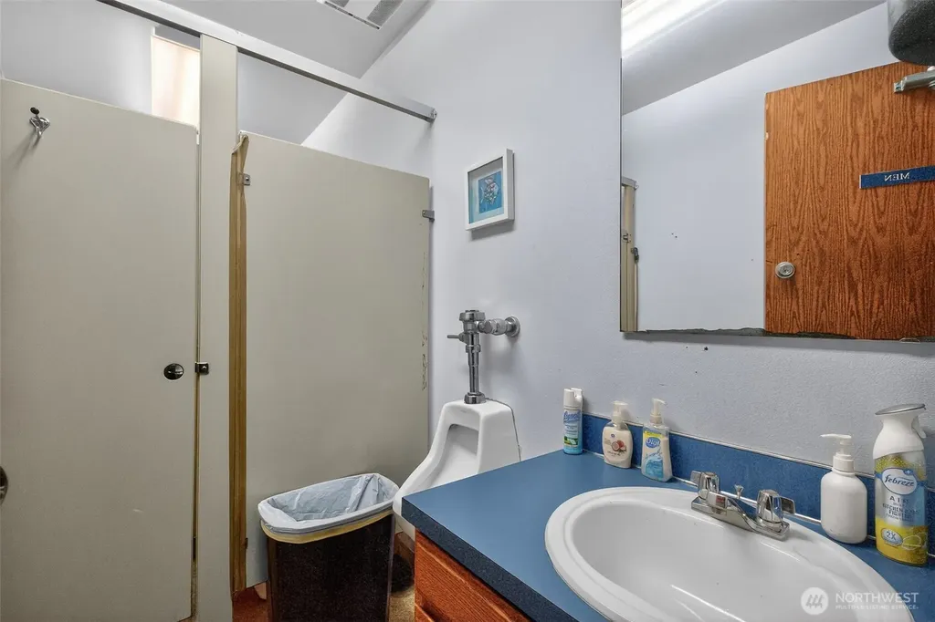 4350 Pacific Highway Bellingham WA 98226