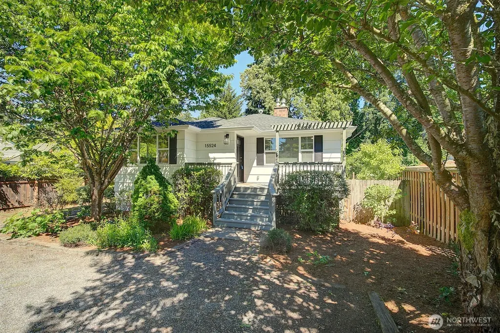15524 Midvale Avenue N Shoreline WA 98133