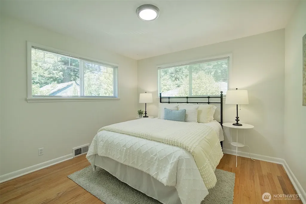 15524 Midvale Avenue N Shoreline WA 98133