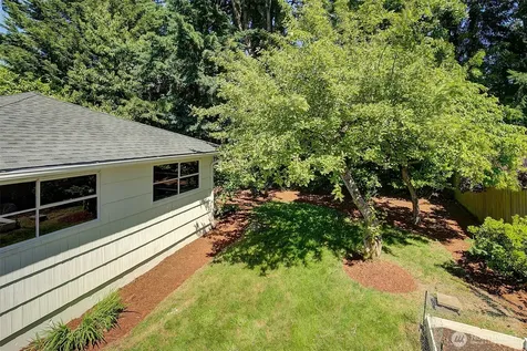 15524 Midvale Avenue N Shoreline WA 98133