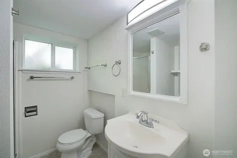 15524 Midvale Avenue N Shoreline WA 98133