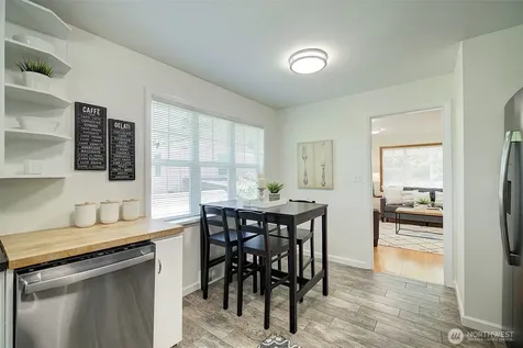 15524 Midvale Avenue N Shoreline WA 98133