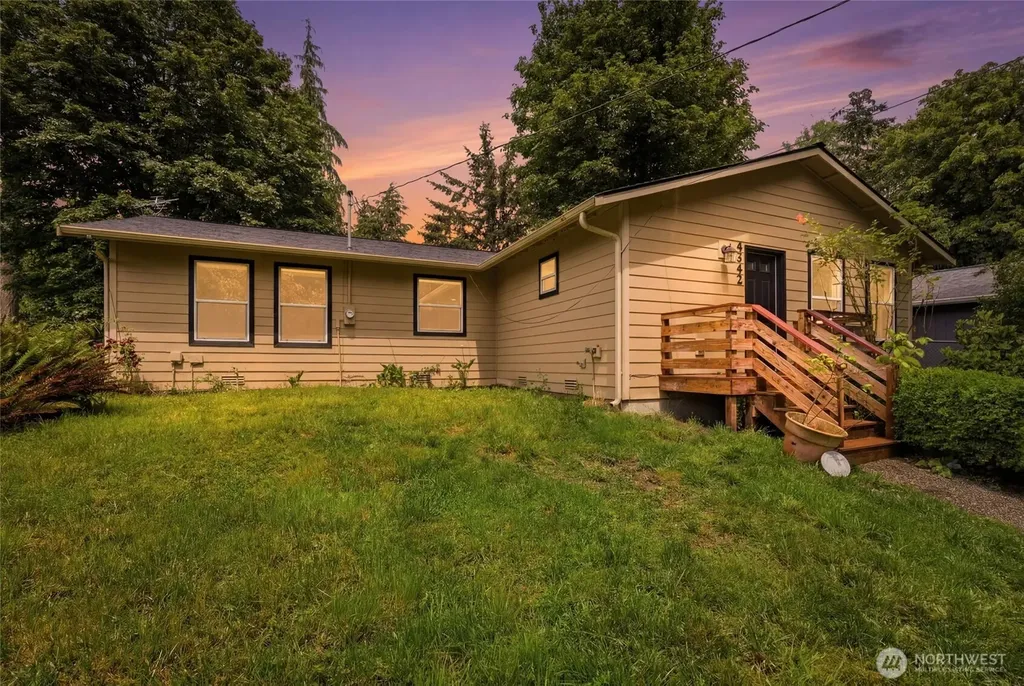 4342 Herring Street Langley WA 98260