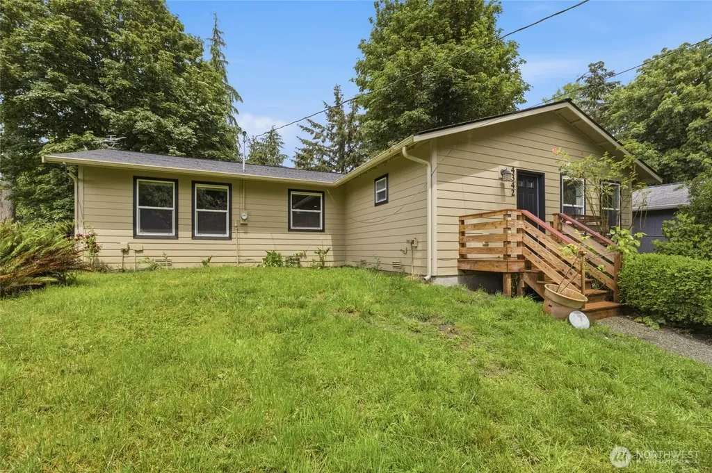 4342 Herring Street Langley WA 98260