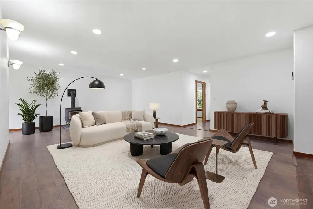 4342 Herring Street Langley WA 98260