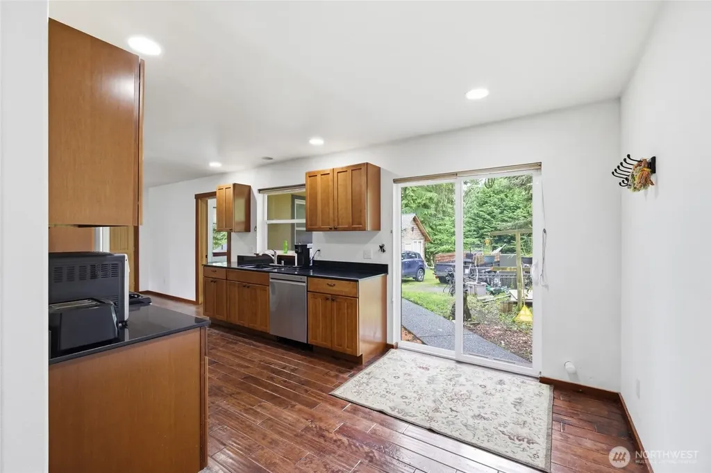4342 Herring Street Langley WA 98260