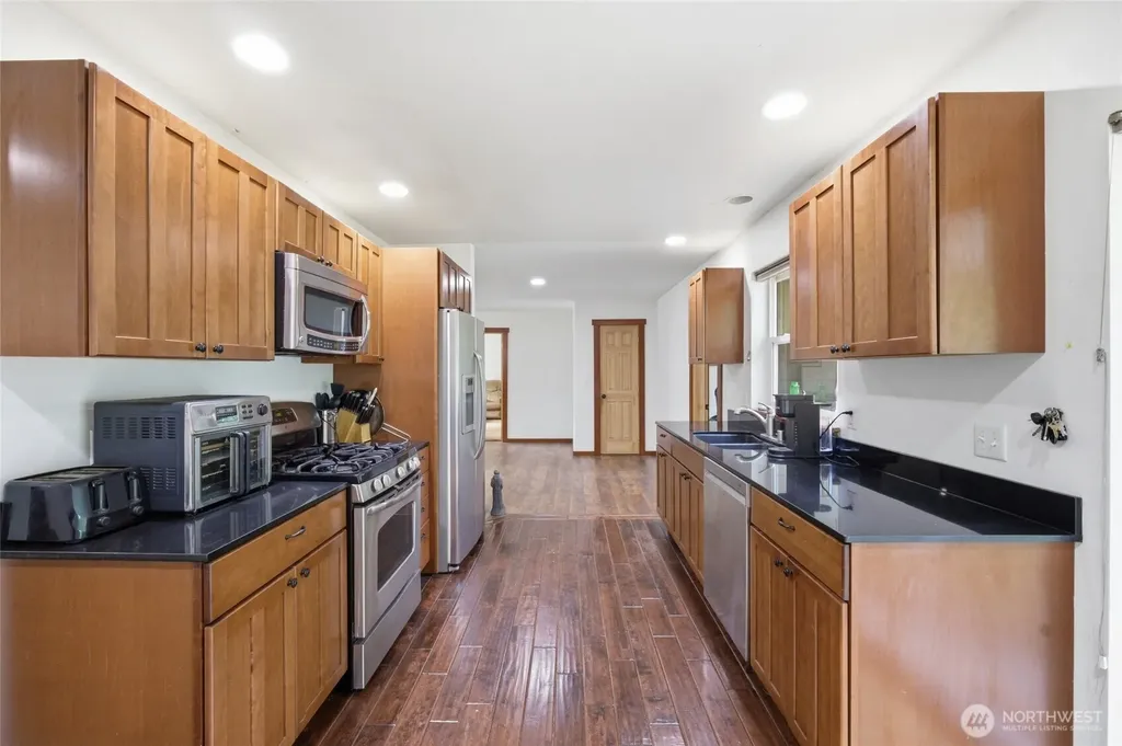 4342 Herring Street Langley WA 98260