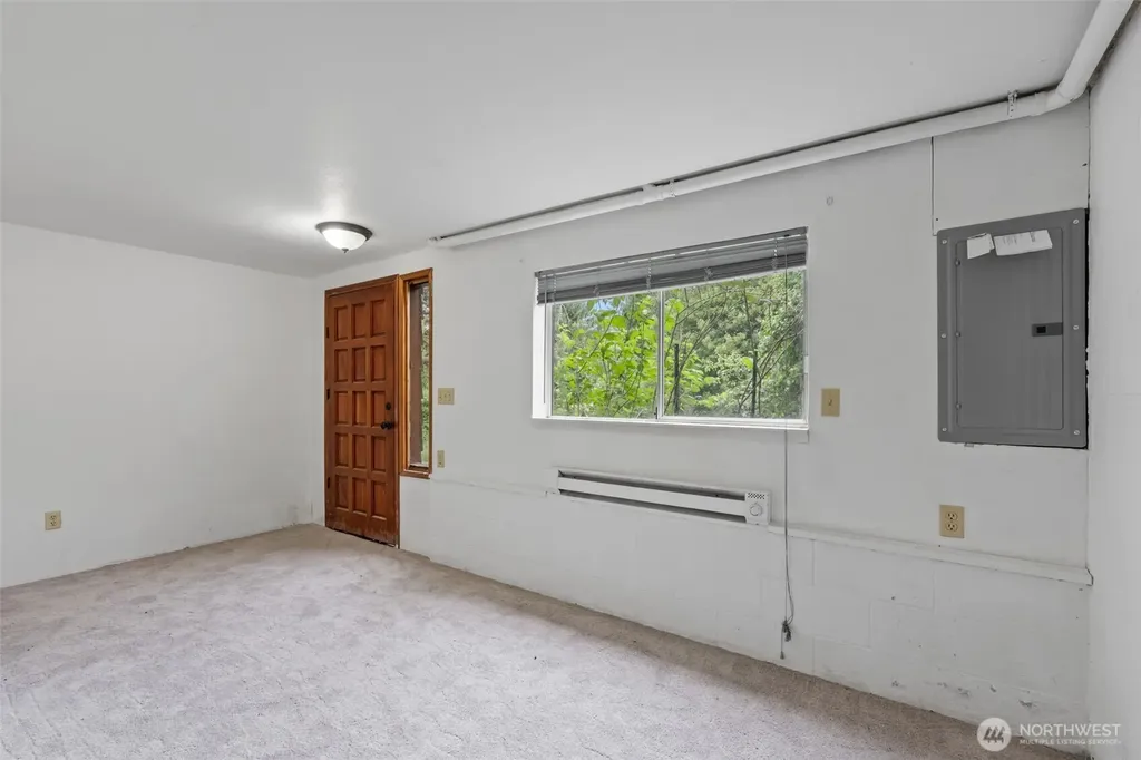 467 E Mommsen Street E Mccleary WA 98557