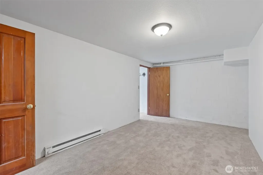 467 E Mommsen Street E Mccleary WA 98557