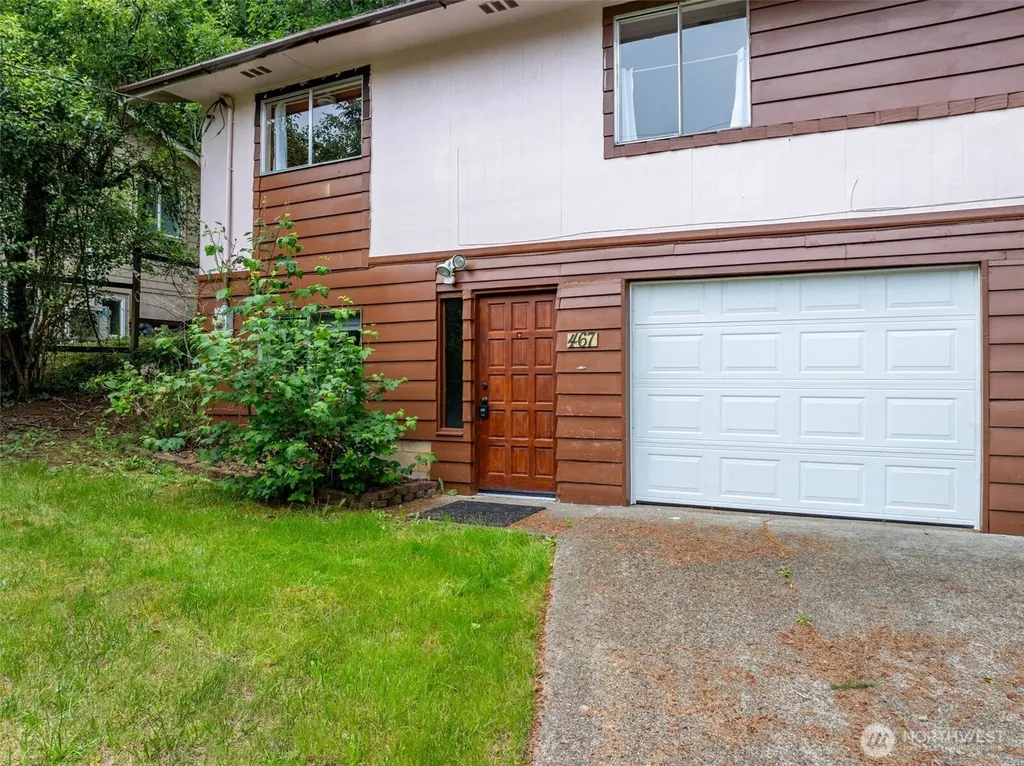 467 E Mommsen Street E Mccleary WA 98557