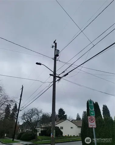 8452 12th Avenue SW Seattle WA 98106