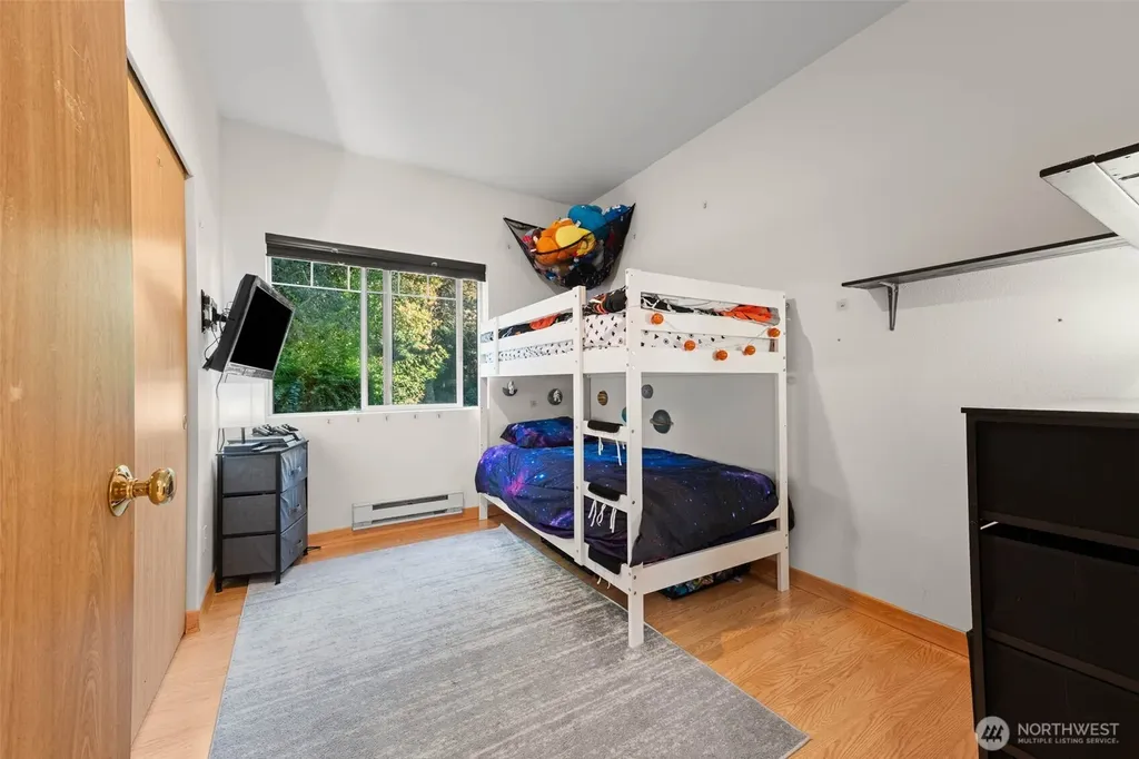 5801 S 232nd Place Kent WA 98032