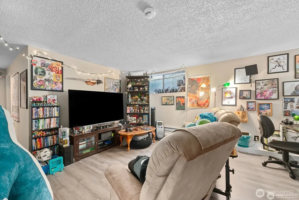 15328 40th Avenue W Lynnwood WA 98087