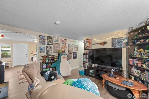 15328 40th Avenue W Lynnwood WA 98087
