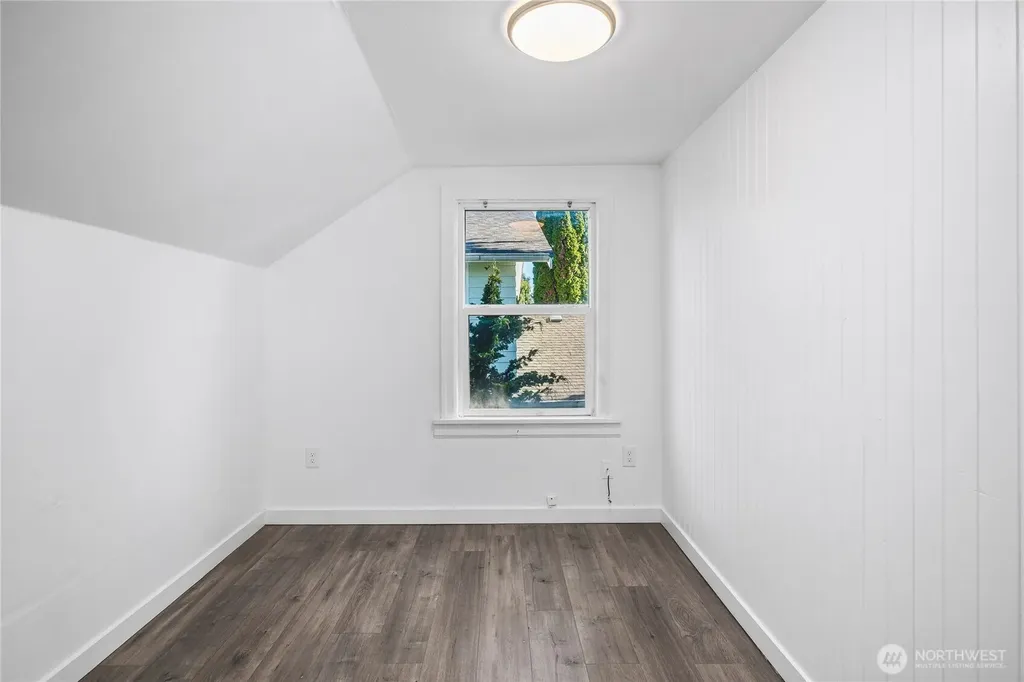 531 N Barker Mount Vernon WA 98273
