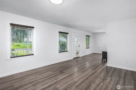 531 N Barker Mount Vernon WA 98273