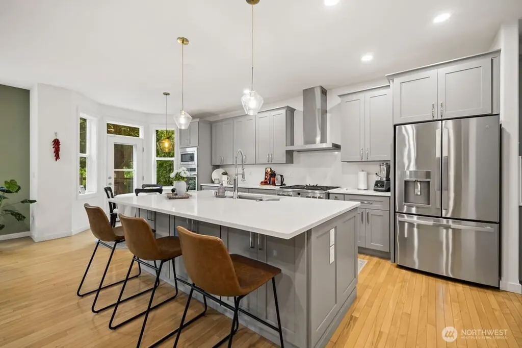 220 246th Court NE Sammamish WA 98074