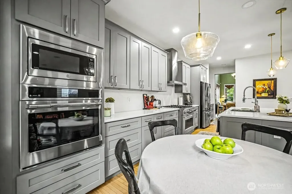 220 246th Court NE Sammamish WA 98074