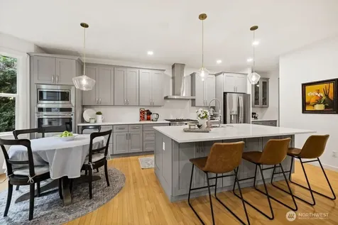 220 246th Court NE Sammamish WA 98074