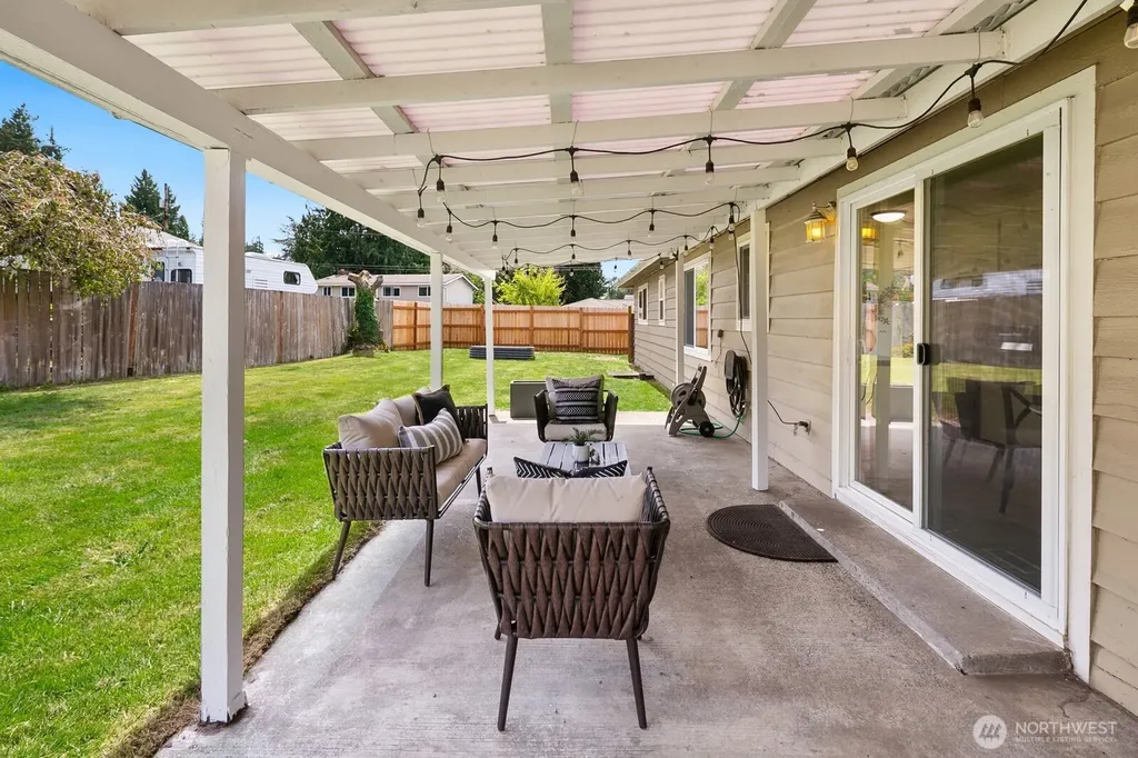 4231 188th Place SW Lynnwood WA 98036