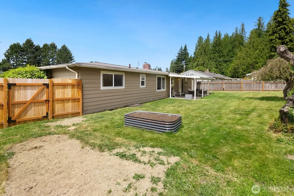 4231 188th Place SW Lynnwood WA 98036