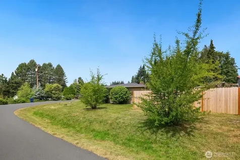 4231 188th Place SW Lynnwood WA 98036