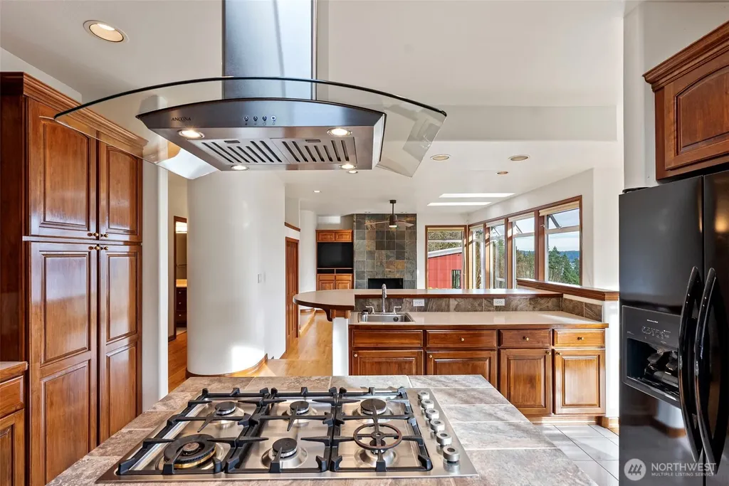 14815 14th Avenue NW Gig Harbor WA 98332