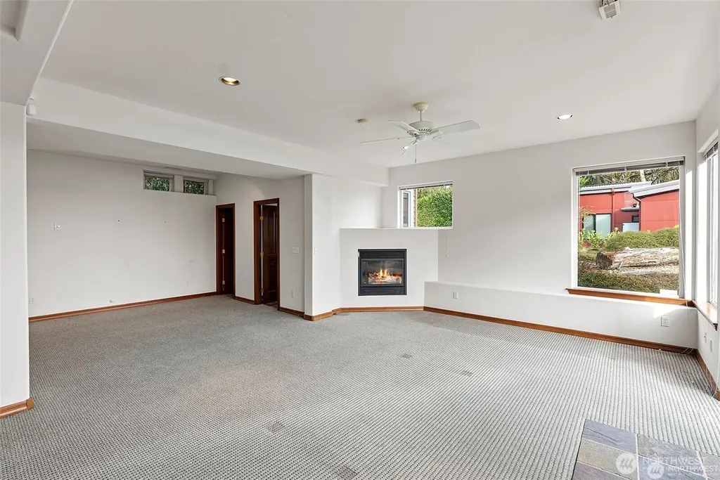 14815 14th Avenue NW Gig Harbor WA 98332