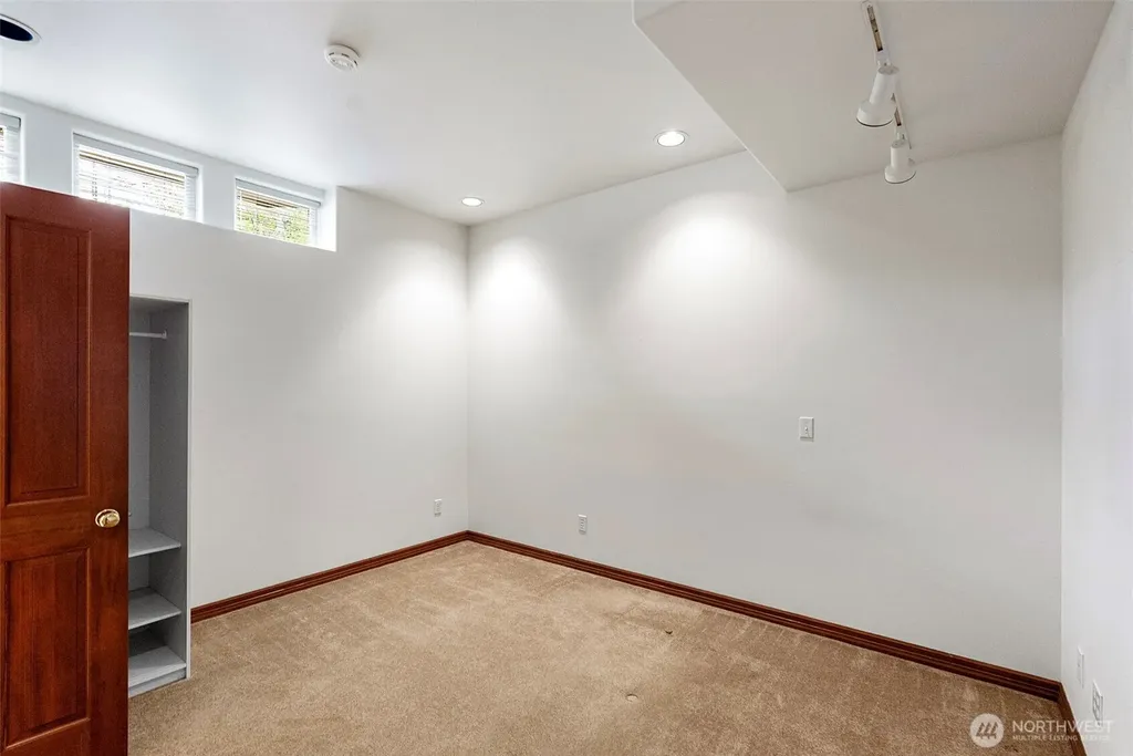 14815 14th Avenue NW Gig Harbor WA 98332