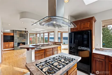 14815 14th Avenue NW Gig Harbor WA 98332